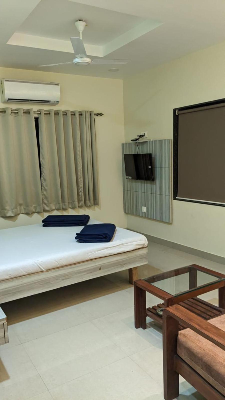 Hotel Aaba'S Gomantak Sawantwadi 外观 照片